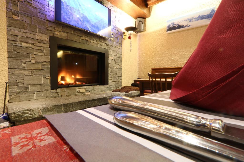 Chris-Tal Hotel Лез-Уш Экстерьер фото