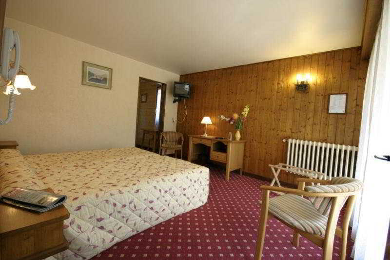 Chris-Tal Hotel Лез-Уш Экстерьер фото