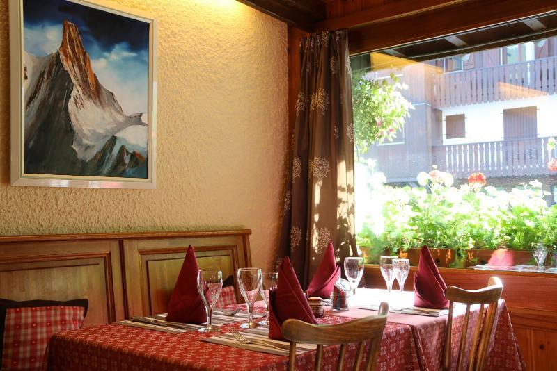 Chris-Tal Hotel Лез-Уш Экстерьер фото