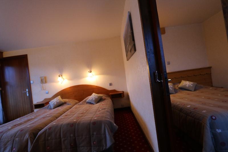 Chris-Tal Hotel Лез-Уш Экстерьер фото
