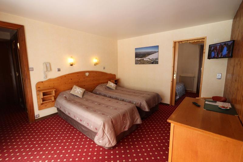 Chris-Tal Hotel Лез-Уш Экстерьер фото